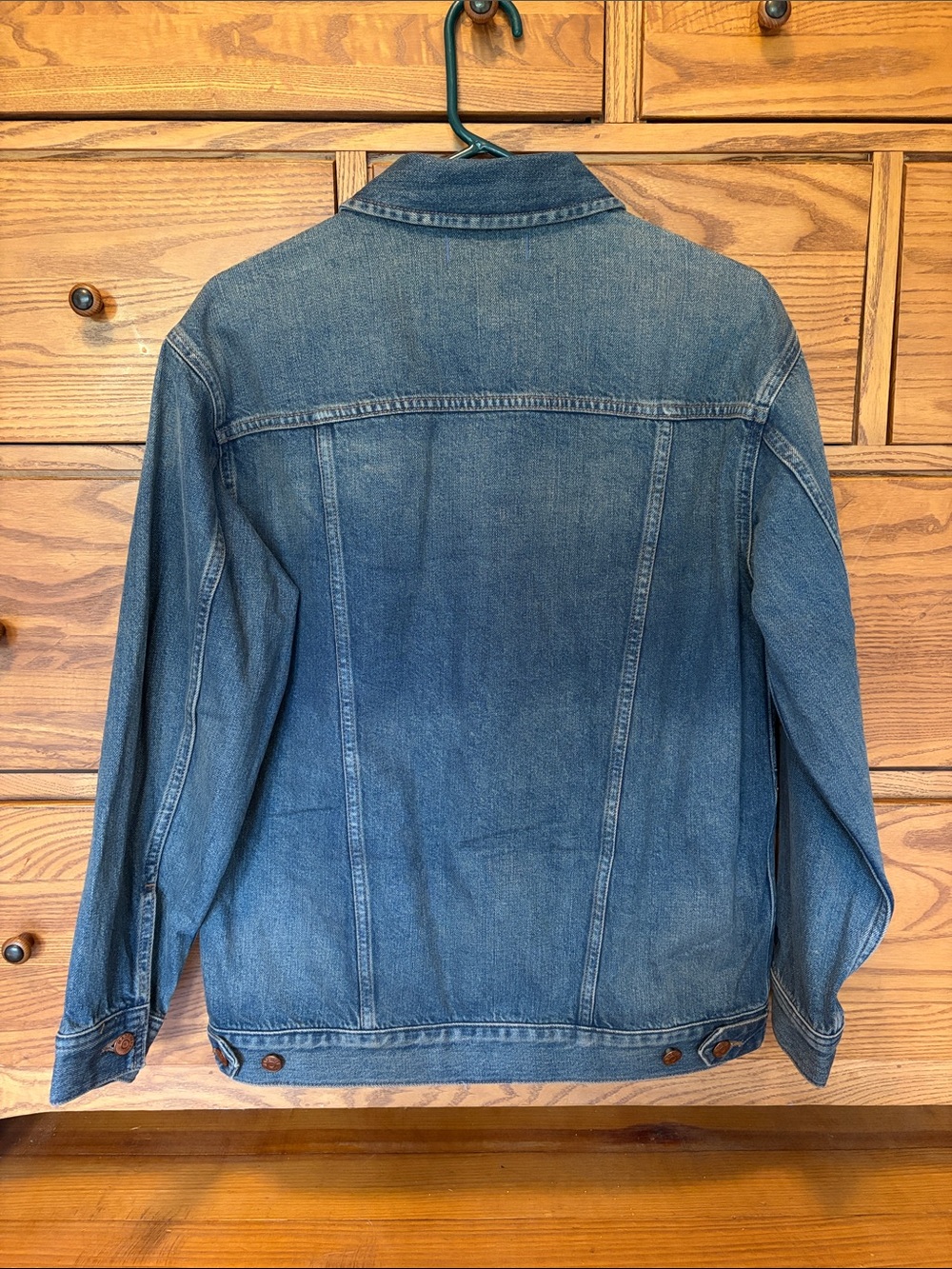 Madewell Women’s Oversized Classic Denim Jacket - Picture 2 of 3